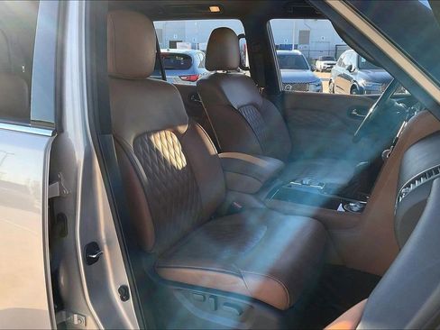 Used 2024 INFINITI QX80 Sensory w/ Cargo Package image 10