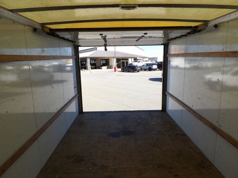 Used 2017 GMC Savana 3500 Extended image 35