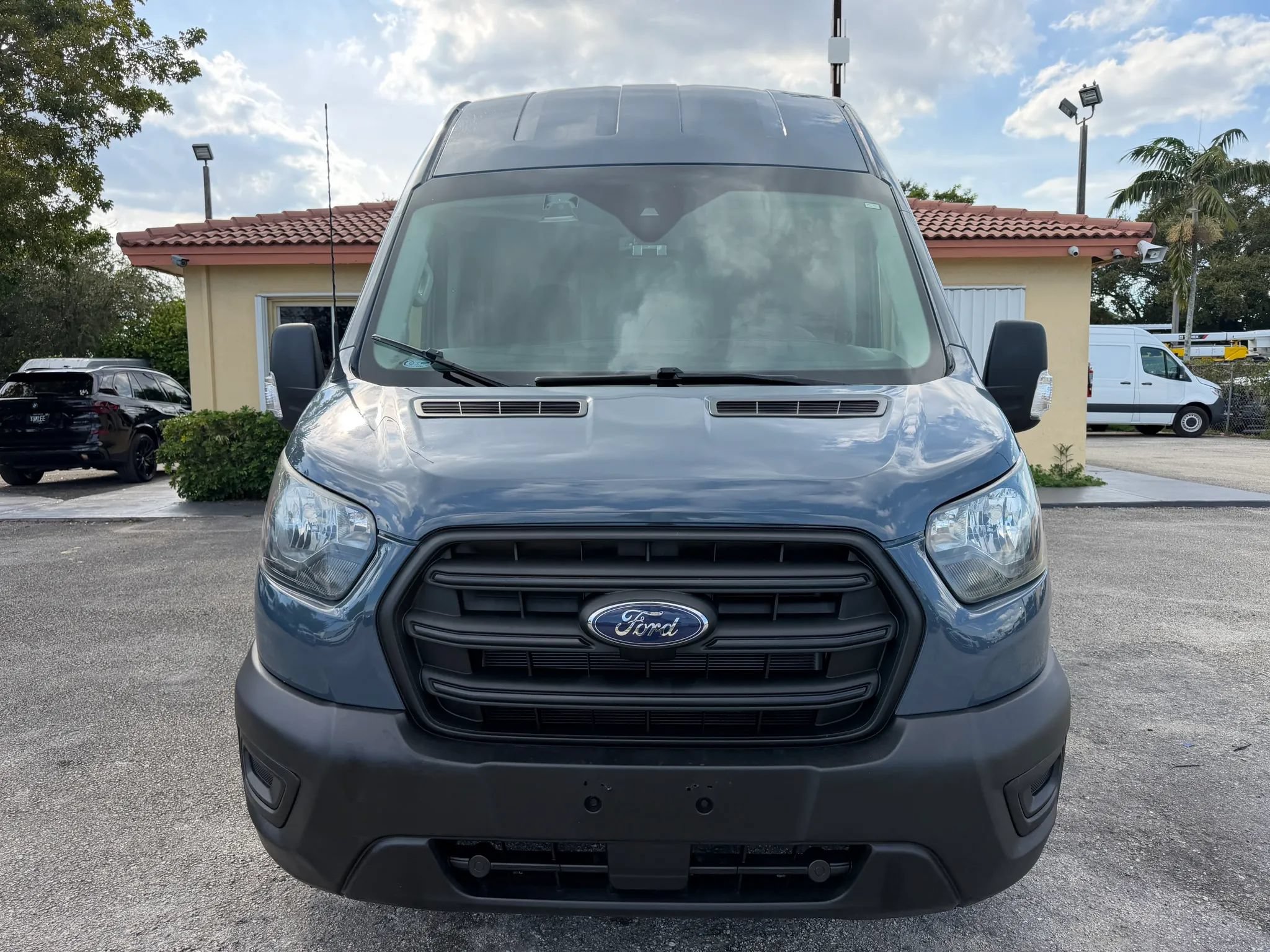 Used 2020 Ford Transit 250 148 High Roof Extended RWD image 10