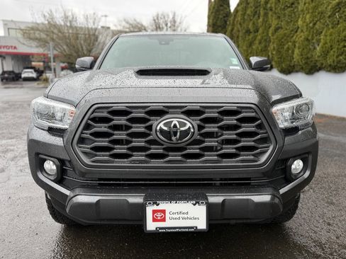 Certified 2022 Toyota Tacoma TRD Sport image 3