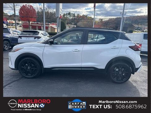 Used 2023 Nissan Kicks SR image 4