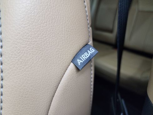 Used 2022 Ford F250 Lariat w/ Tremor Off-Road Package image 41