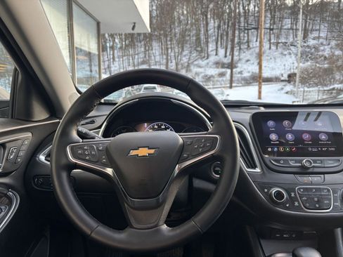 Used 2024 Chevrolet Malibu LT image 35