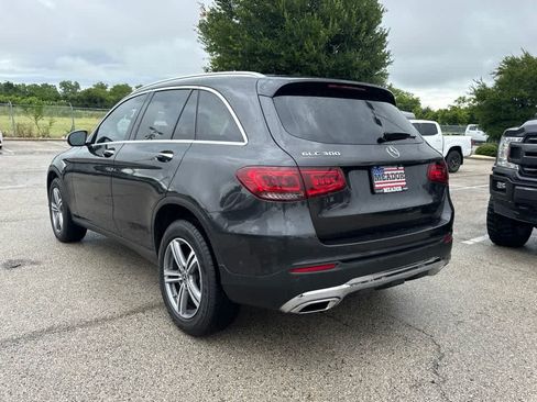 Used 2021 Mercedes-Benz GLC 300 image 3