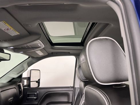 Used 2019 Chevrolet Silverado 3500 High Country w/ Duramax Plus Package image 24