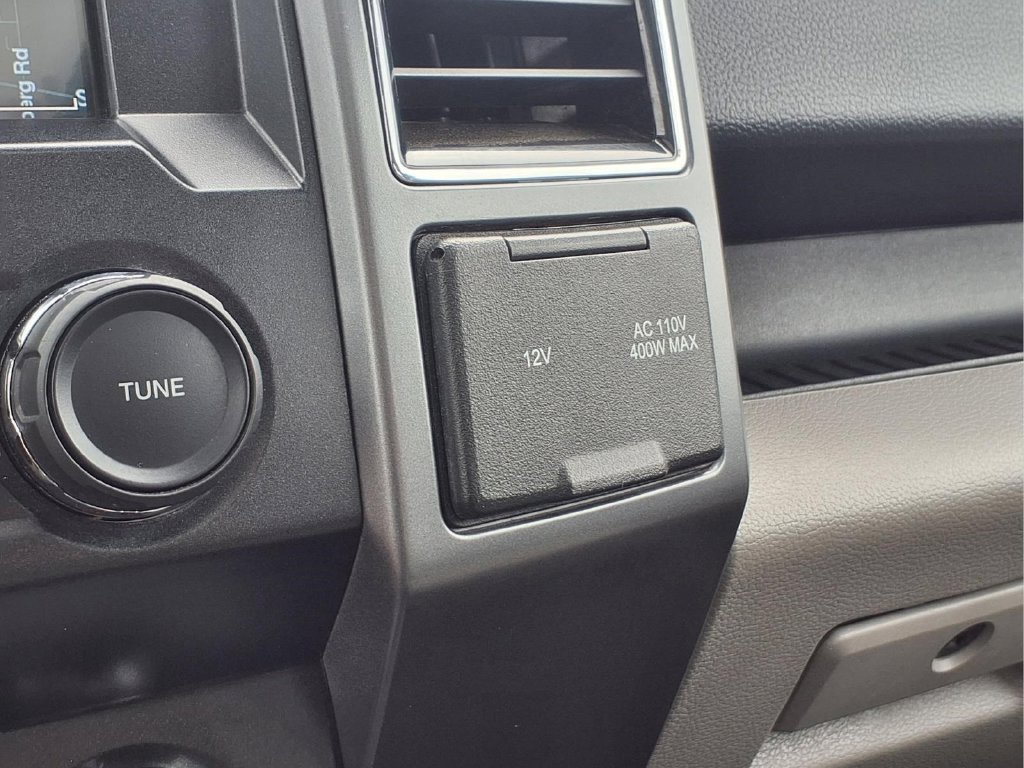 Used 2020 Ford F150 XLT w/ Equipment Group 302A Luxury AWD/4WD image 10