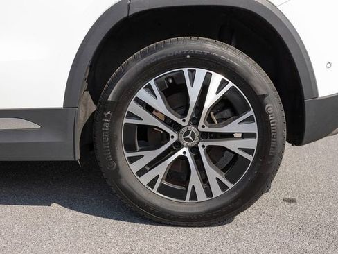 Used 2025 Mercedes-Benz GLA 250 4MATIC image 6