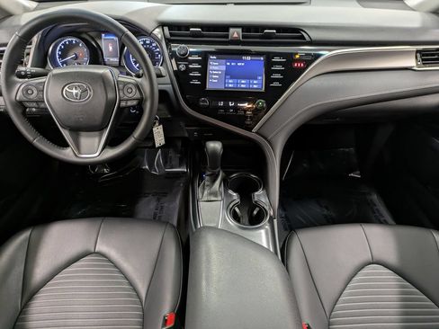 Used 2018 Toyota Camry SE FWD image 24