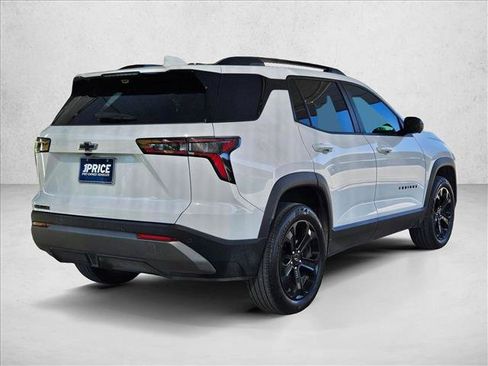 Used 2025 Chevrolet Equinox LT w/ Safety and Technology Package FWD image 5