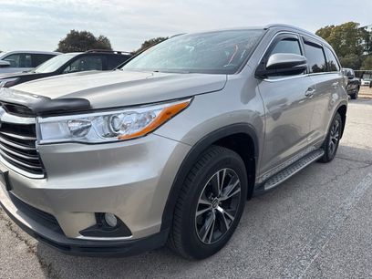 Used 2016 Toyota Highlander XLE