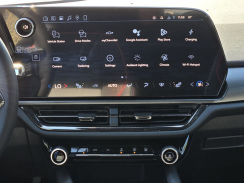 New 2026 Chevrolet Equinox EV RS image 9