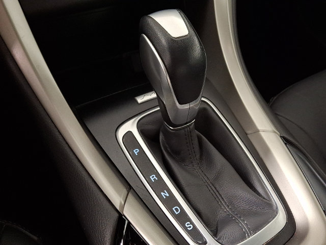 Used 2016 Ford Fusion SE w/ Equipment Group 202A FWD image 17