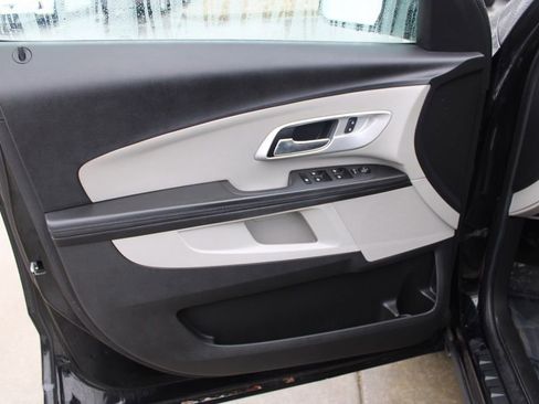 Used 2014 Chevrolet Equinox LS image 17