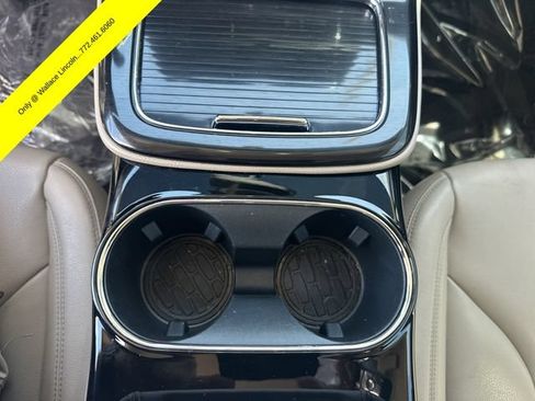 Certified 2022 Lincoln Nautilus FWD w/ Premium Package image 23