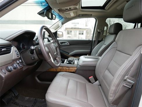 Used 2015 GMC Yukon Denali w/ Open Road Package image 8