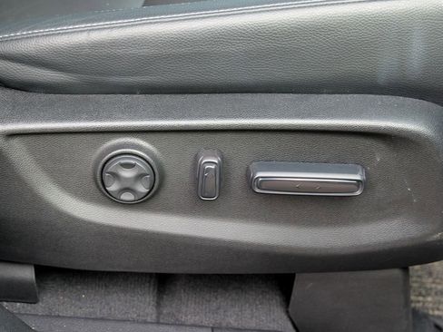 Used 2023 Honda Odyssey Touring image 43