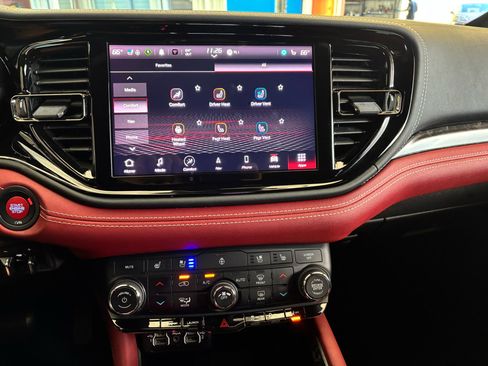 Used 2024 Dodge Durango SRT Hellcat image 19