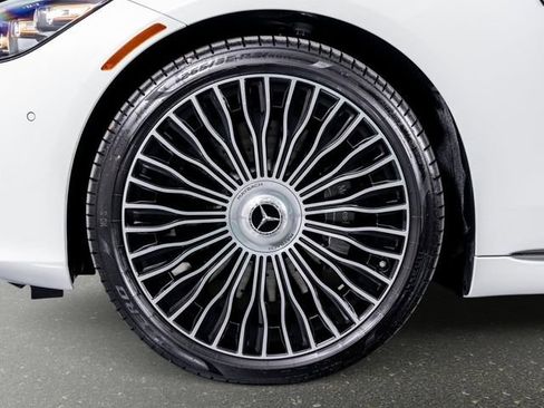 Used 2025 Mercedes-Benz Maybach S 680 4MATIC image 24