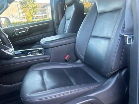 Used 2025 Chevrolet Tahoe LT AWD/4WD image 15