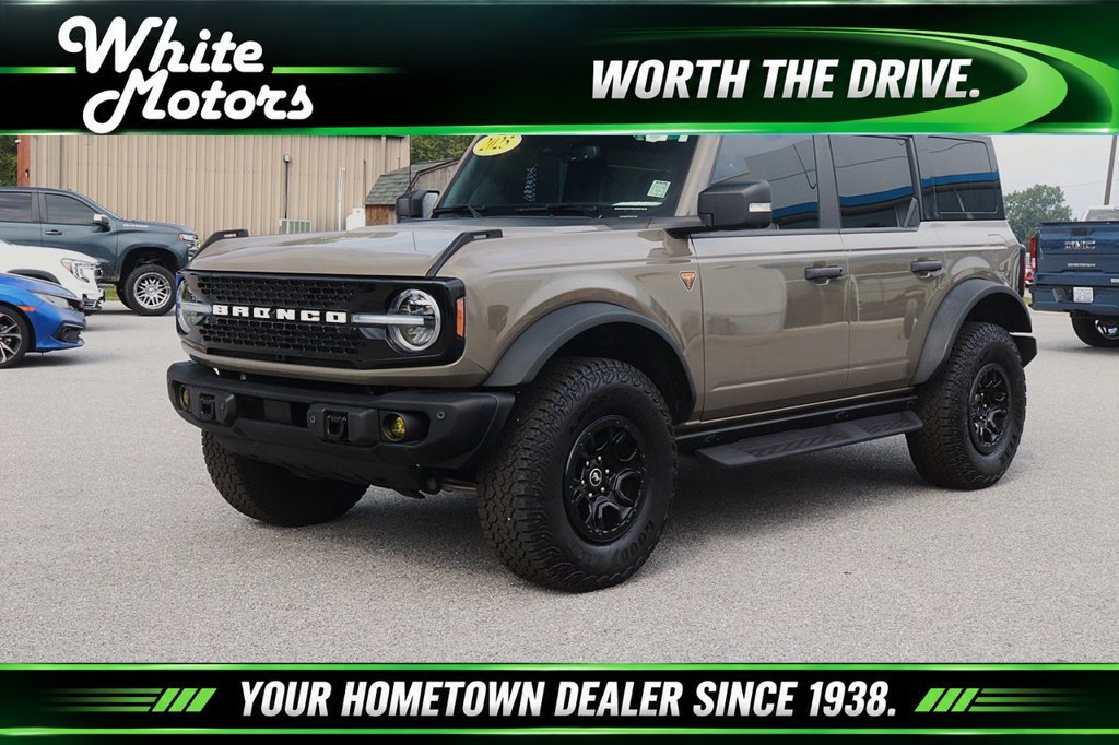 Used 2025 Ford Bronco Badlands AWD/4WD image 1