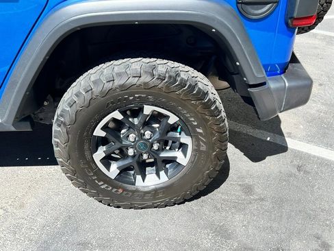 Used 2024 Jeep Wrangler Unlimited Rubicon 4xe w/ Technology Group image 13