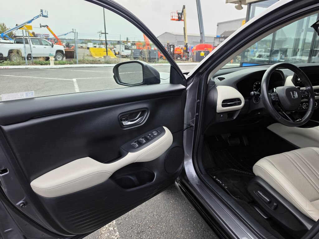 Certified 2024 Honda HR-V EX-L image 19