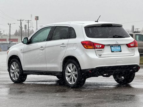 Used 2015 Mitsubishi Outlander Sport SE image 6