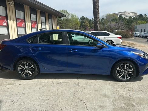 Used 2023 Kia Forte LXS w/ LXS Technology Package image 4