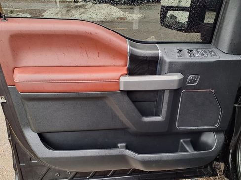 Used 2019 Ford F450 Platinum w/ Platinum Ultimate Package image 17