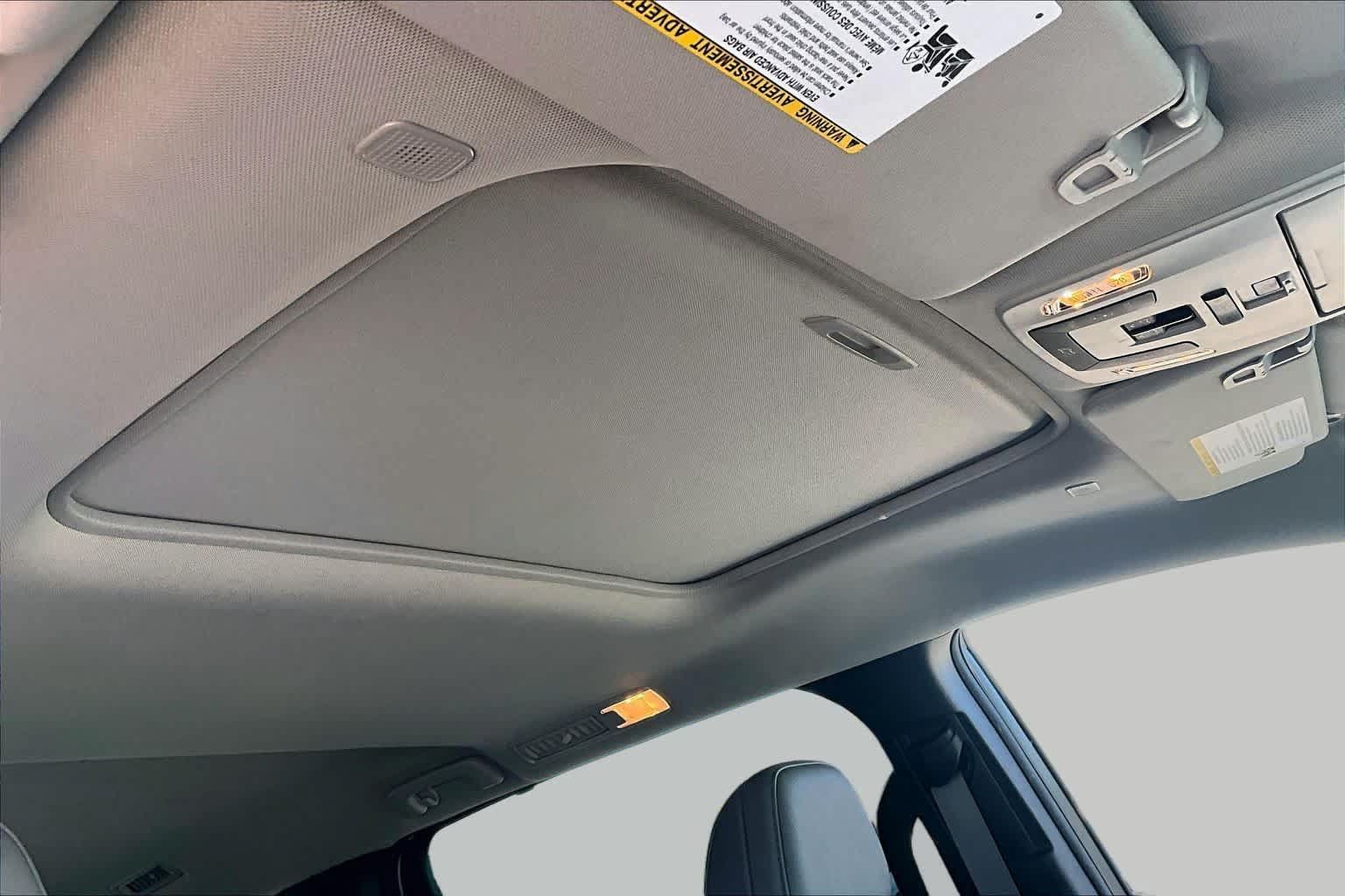 Certified 2025 Toyota Sienna XLE w/ XLE Plus Package AWD/4WD image 13