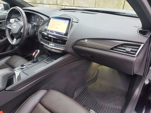 Certified 2022 Cadillac CT5 V w/ Premium Package image 38