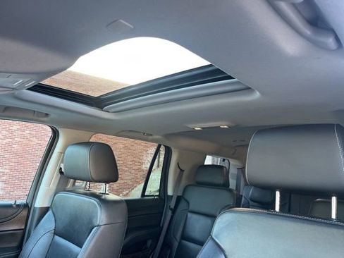 Used 2019 Chevrolet Tahoe LT AWD/4WD image 33