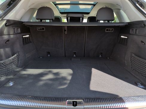 Used 2023 Audi Q5 e Premium Plus w/ Premium Plus Package image 33