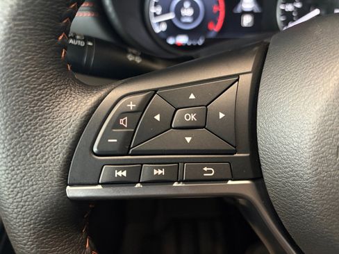 New 2025 Nissan Versa SR image 16