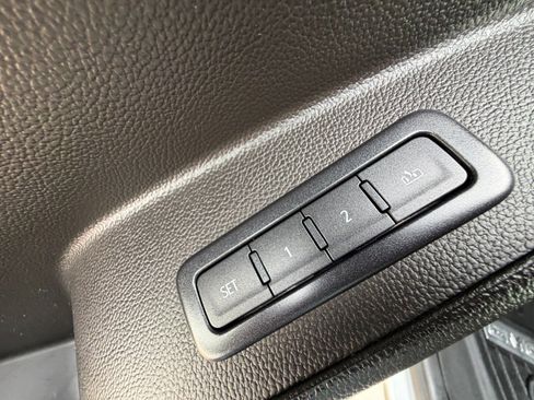 Used 2019 GMC Yukon Denali w/ Open Road Package AWD/4WD image 10