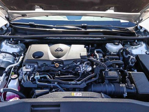 Used 2025 Toyota Camry LE FWD image 29