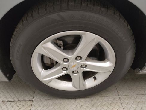 Used 2024 Chevrolet Malibu LT image 31