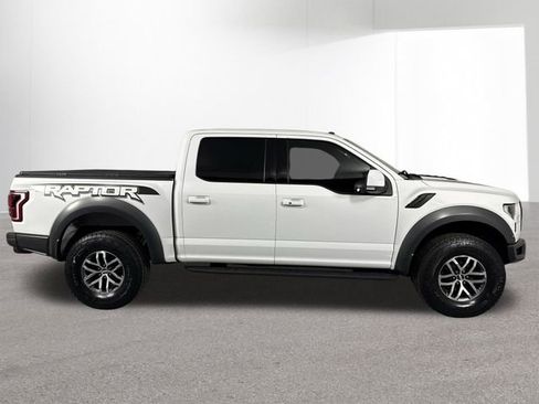 Used 2018 Ford F150 Raptor w/ Equipment Group 802A Luxury AWD/4WD image 36