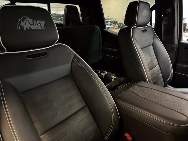 Used 2024 GMC Sierra 1500 AT4X w/ AT4X AEV Edition AWD/4WD image 6