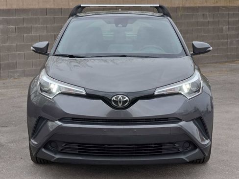 Used 2019 Toyota C-HR XLE image 4