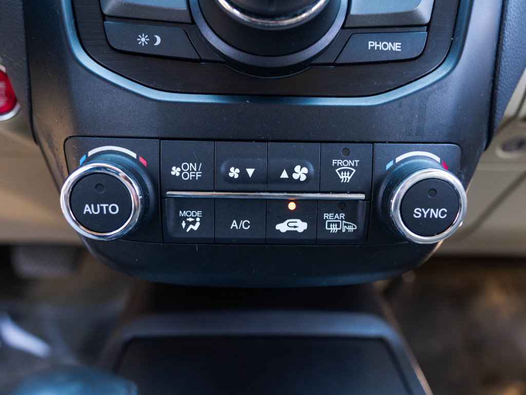 Used 2013 Acura RDX w/ Technology Package AWD/4WD image 30