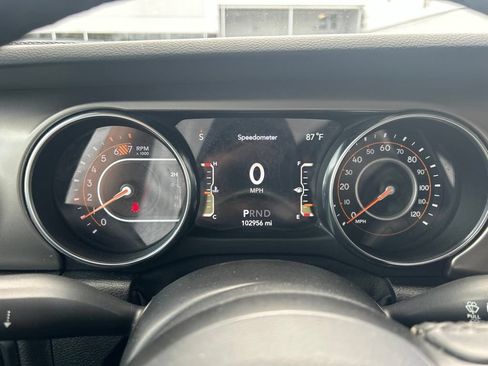 Used 2021 Jeep Wrangler Unlimited Sport AWD/4WD image 24