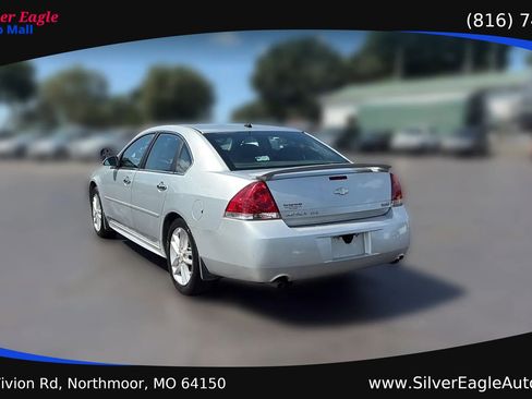 Used 2012 Chevrolet Impala LTZ FWD image 3
