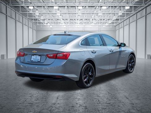 Used 2023 Chevrolet Malibu LT FWD image 5