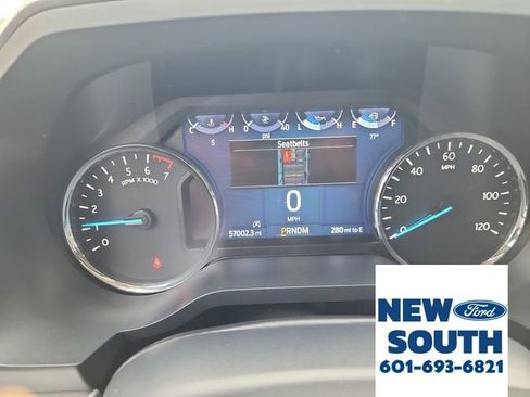 Used 2024 Ford Expedition XLT image 19