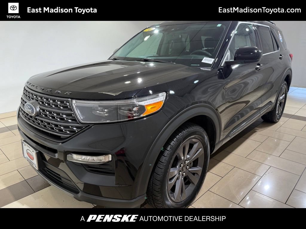 Used 2024 Ford Explorer XLT w/ Equipment Group 202A AWD/4WD image 1