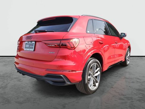 Used 2025 Audi Q3 2.0T Premium w/ Convenience Package image 4