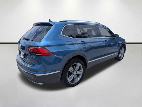Used 2020 Volkswagen Tiguan SEL AWD/4WD image 4