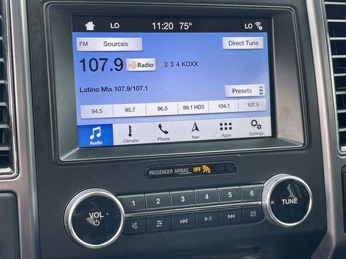 Used 2018 Ford Expedition Platinum image 17