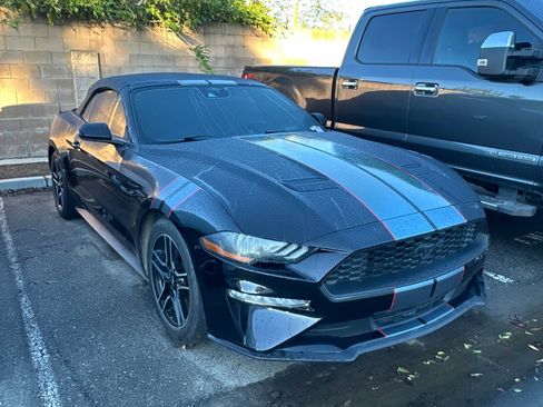 Used 2022 Ford Mustang Convertible w/ Equipment Group 101A image 6